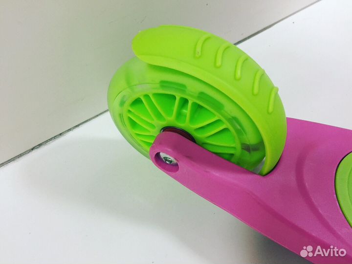 Самокат трехколёсный TT City Bird