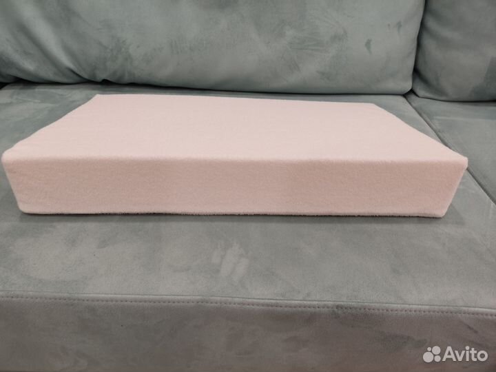 Клиновидная подушка для малышей Relax baby