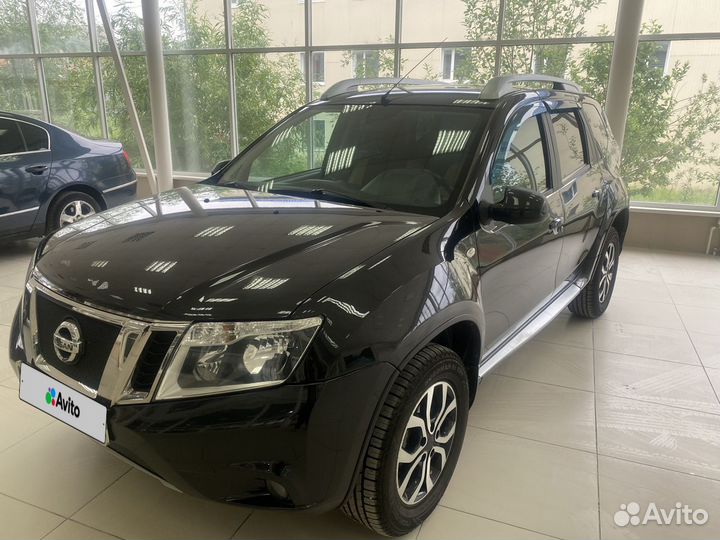 Nissan Terrano 2.0 AT, 2015, 107 000 км