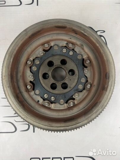 Маховик Volkswagen Passat B6 2.0 BMR 2009