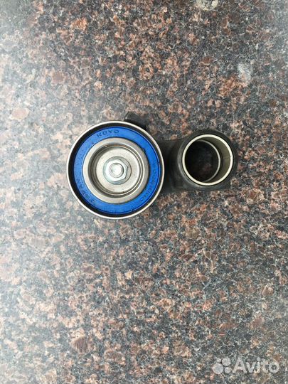 Ролик натяжной ремня грм Honda Pilot