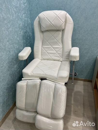 Продам педикюрное кресло