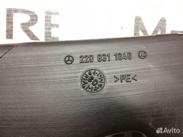 Воздуховод печки передний правый Mercedes-Benz