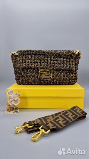 Женская сумка fendi