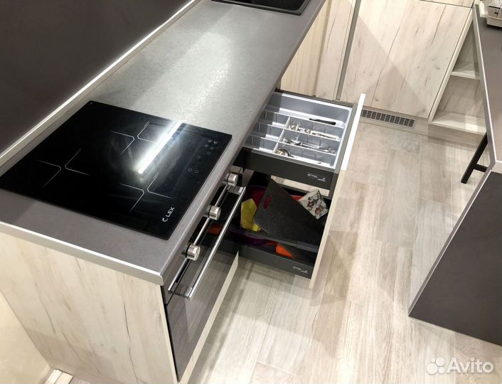 Современная кухня под ключ