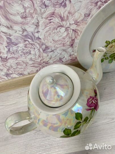 Сервиз чайный перламутровый Розы