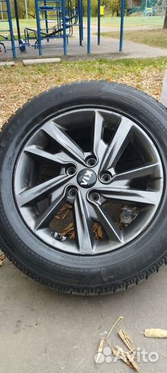Зимняя резина 215 60 r16 и диски /4шт
