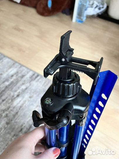 Штатив для фотоаппарата