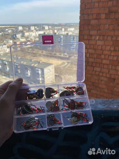 Блесна вертушки с кейсом