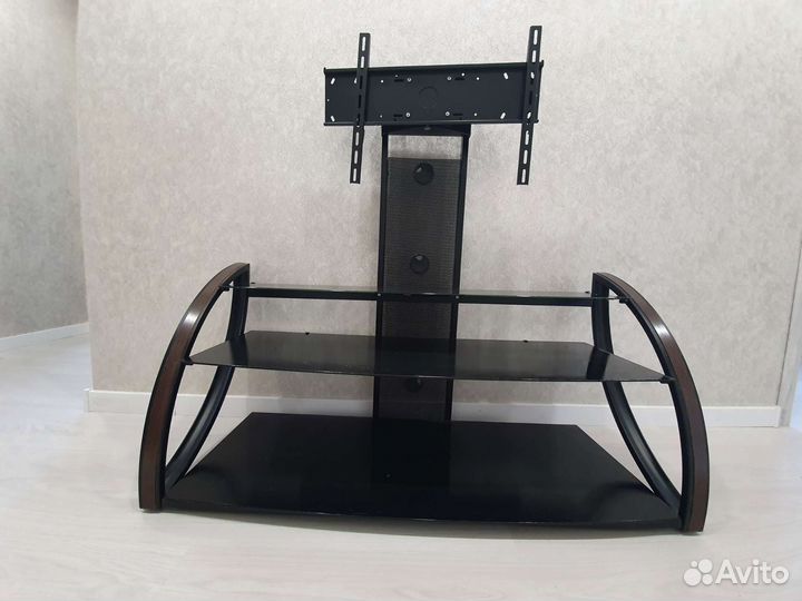 Подставка для TV с кронштейном