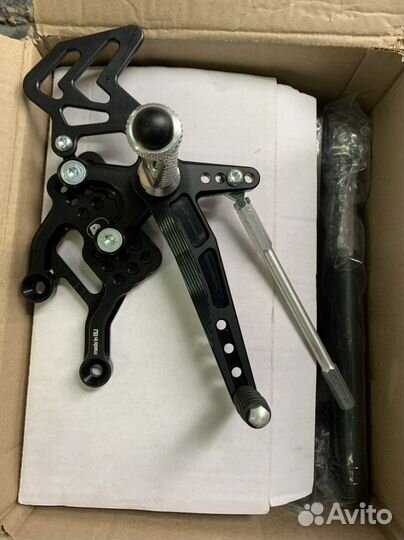 Подножки спортивные регулируемые для Yamaha R3