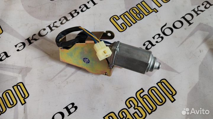 Мотор стеклоочистителя экскаватора Doosan Solar