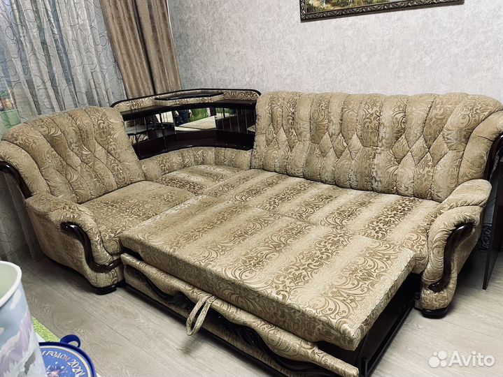 Угловой диван