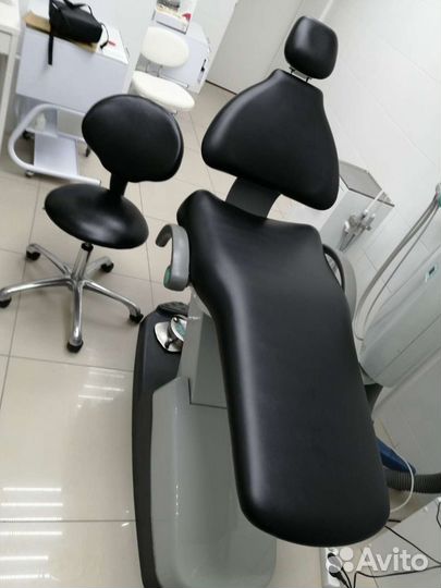 Перетяжка стоматологических и косметических кресел