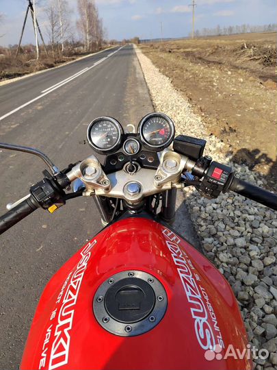 Сузуки бандит 400, красноголовый