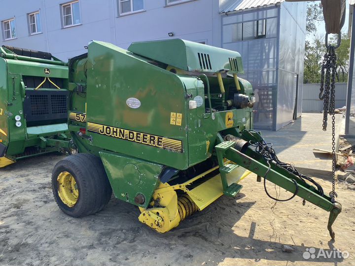 Пресс-подборщик John Deere Пресс-подборщик 8 series, 2008