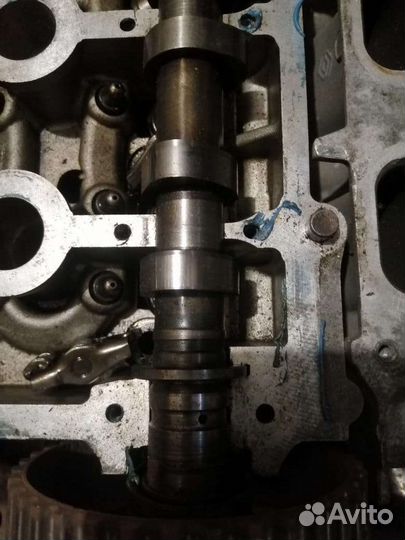 Головка блока гбц Рено меган 2 1.6