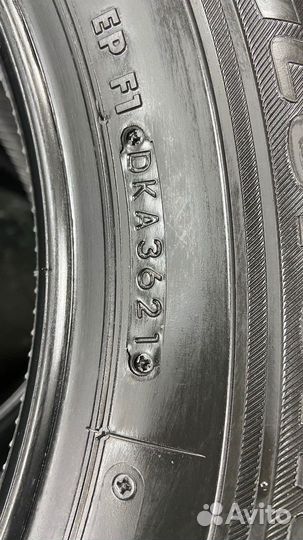 Bridgestone Blizzak VRX 215/60 R16 95S