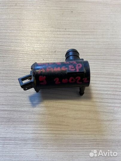 Насос омывателя Mitsubishi Lancer Cedia