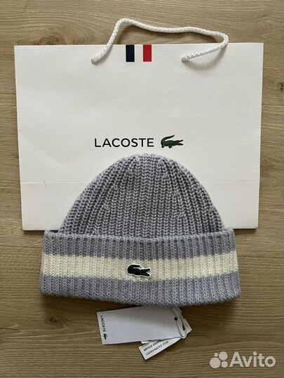 Шапка lacoste женская