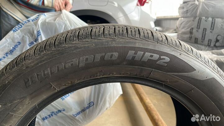 Hankook Dynapro HP2 RA33 265/50 R20