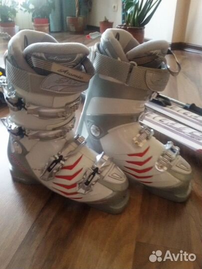 Продам горные лыжи и ботинки Atomic