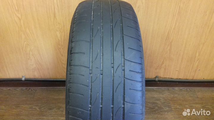 Bridgestone Dueler H/P Sport 215/65 R16 98H