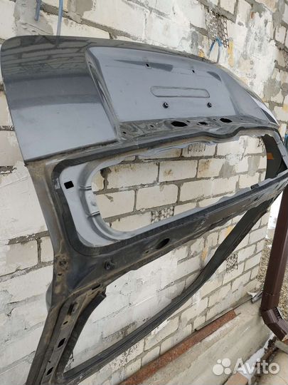 Багажник, задний бампер 5 дверь