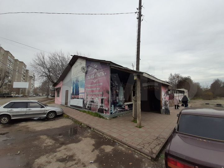 Здание площадью 390.2 м² с зу площадью 861 м²