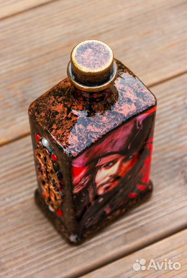 Бутылка. Подарок. Капитан Джек Воробей