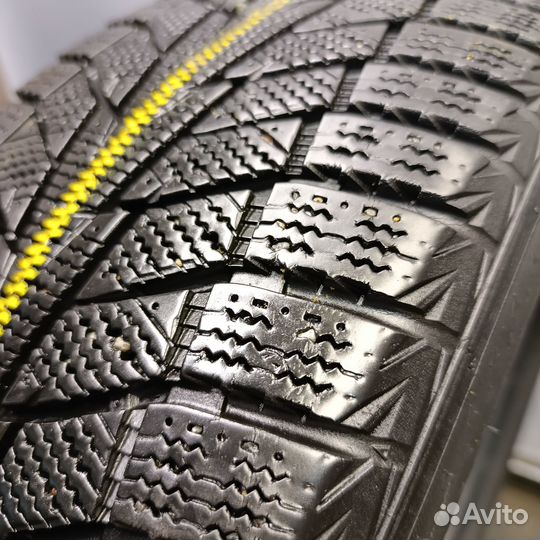 Hankook Winter I'Cept iZ 2 W616 205/55 R16 94T