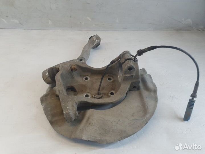 Поворотный кулак передний левый Bmw 5-Series E60