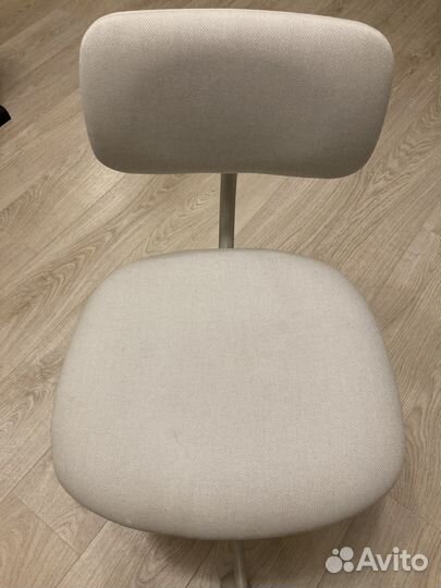 Компьютерное кресло икеа блекбергет