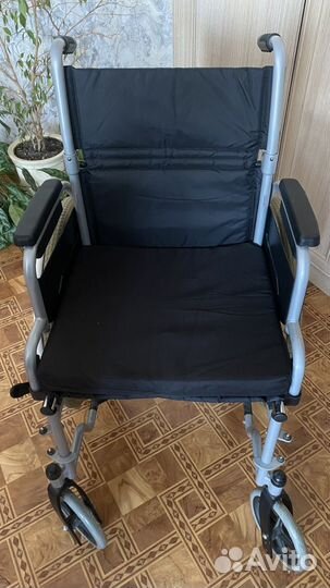 Инвалидная коляска складная бу