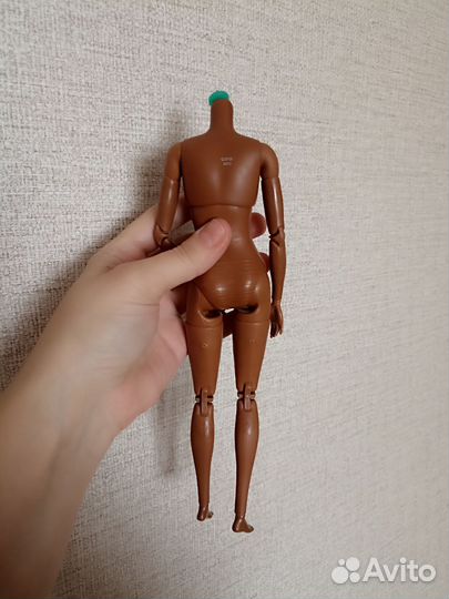 Barbie made to move тело