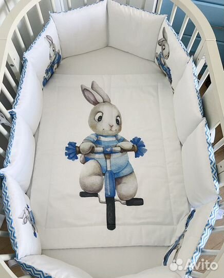 Комплект в детскую кроватку