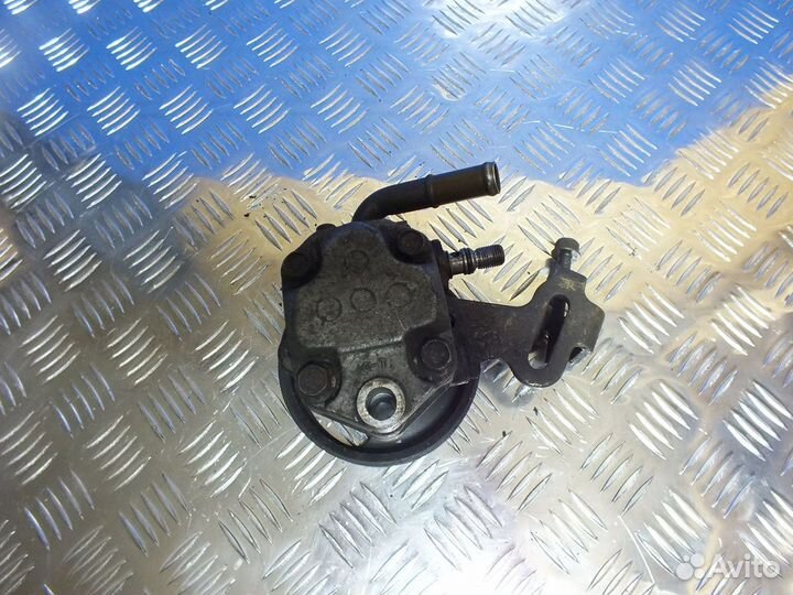 Насос гур гидроусилитель Mazda Demio DW3W B3 B5