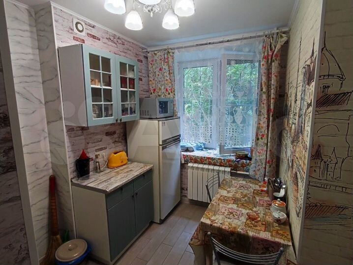 2-к. квартира, 46 м², 1/9 эт.