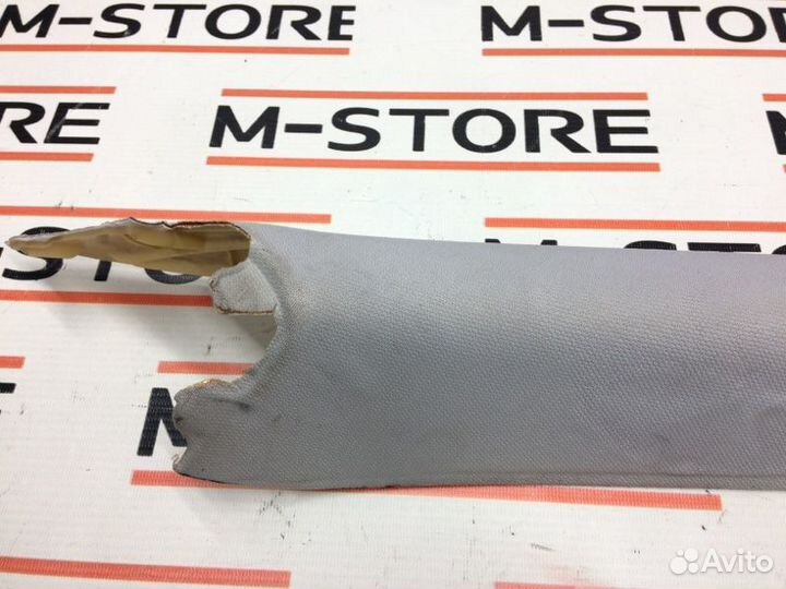 Обшивка стойки передняя правая Mercedes-Benz