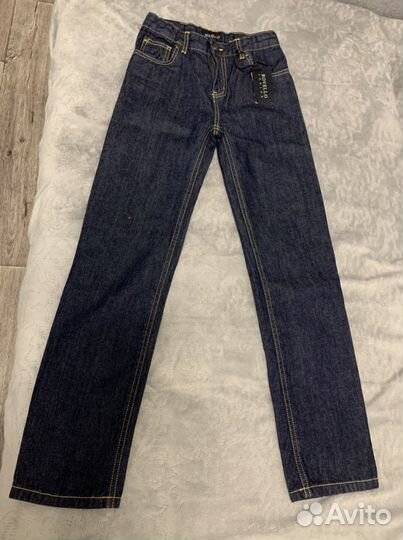 Новые джинсы Rovello