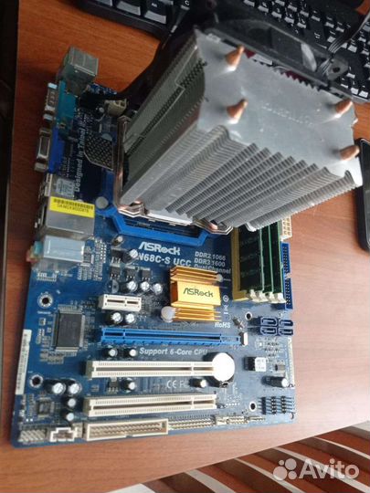 Материнская плата с процессором