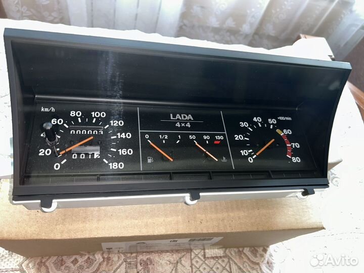 Щиток приборов ваз 21213