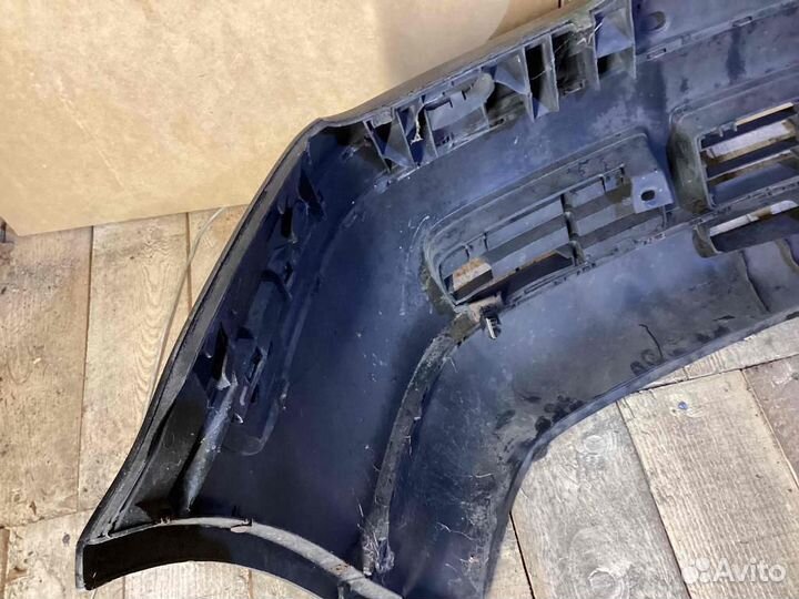 Бампер передний Volkswagen Golf