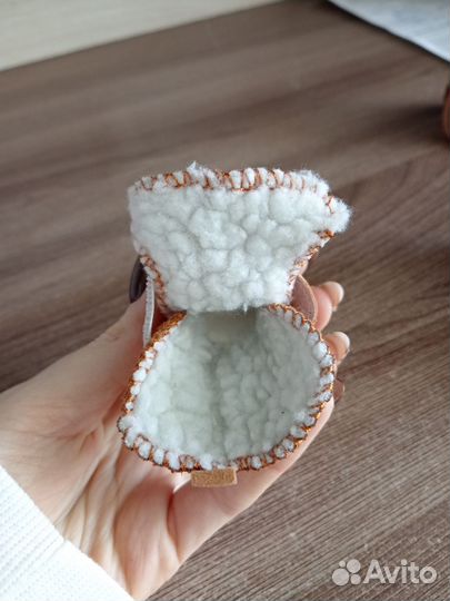 Новая, тёплая обувь для собак