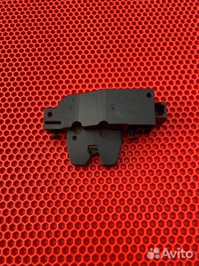 Замок крышки багажника citroen c4