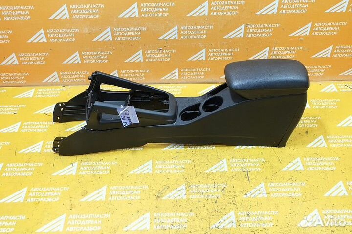 Консоль центральная Kia Ceed ED (2007-2012)