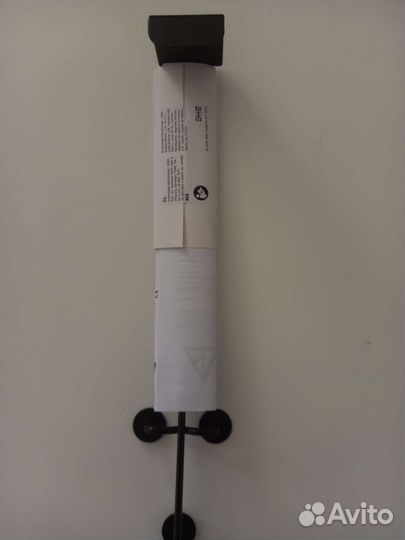 Крючок -вешалка на дверь