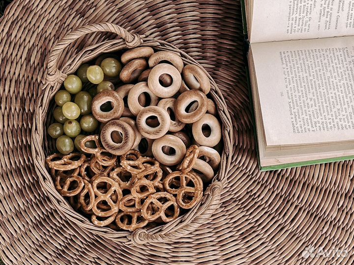 Поднос плетеный