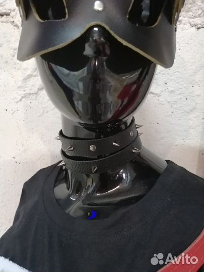 Чокер с шипами