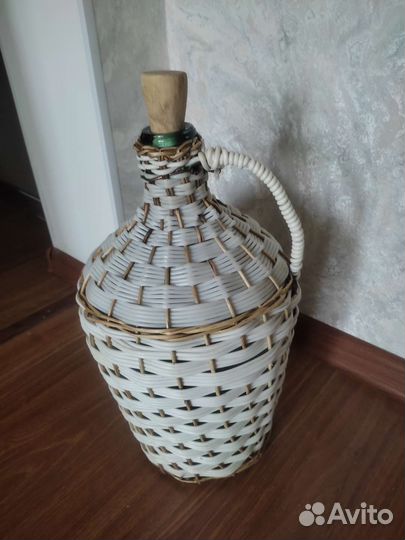 Бутыль 10 литров плетеная СССР